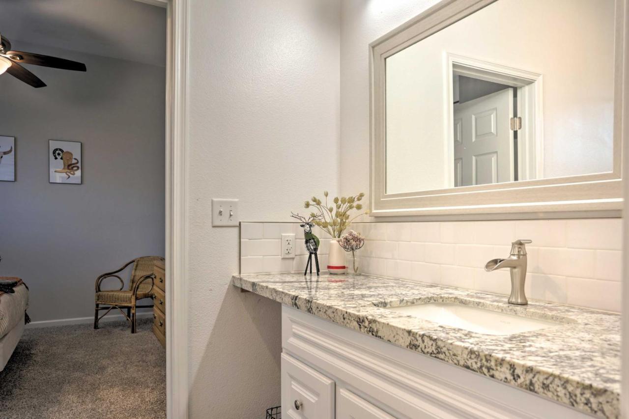 Stunning Clovis Home About 1 Mile To Old Town! Экстерьер фото